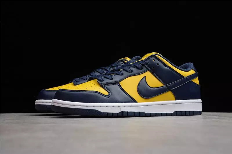 NK SB Dunk Low Michigan - MOLINS COMPANY