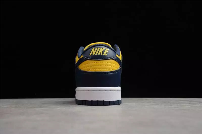 NK SB Dunk Low Michigan - MOLINS COMPANY