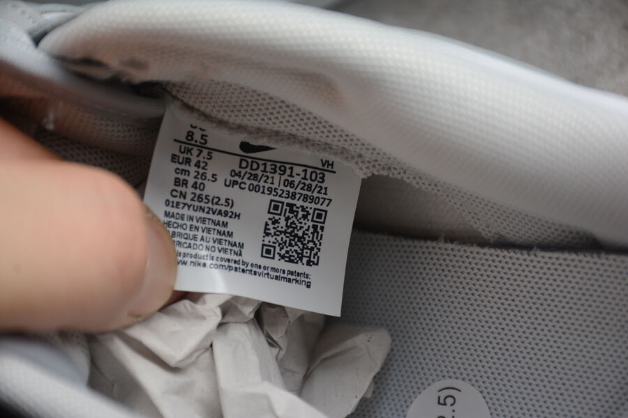 NK Dunk Low Grey Fog - MOLINS COMPANY