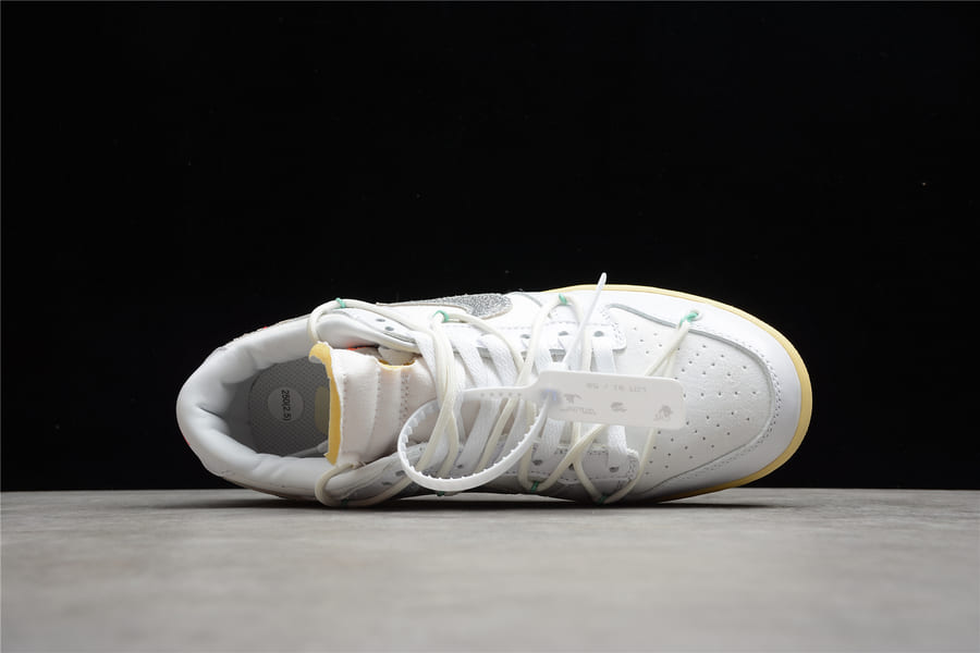Off-White x NK Dunk Low Lot 01 of 50 - MOLINS COMPANY