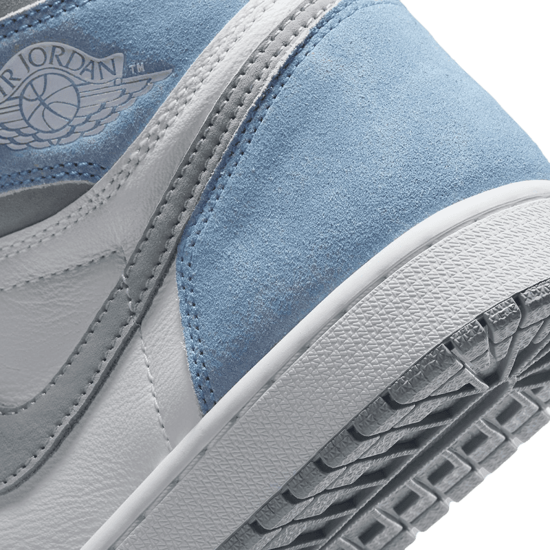 Air Jordan 1 High Hyper Royal - MOLINS COMPANY