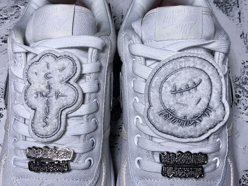 Air Force 1 Low Travis Scott Sail - MOLINS COMPANY