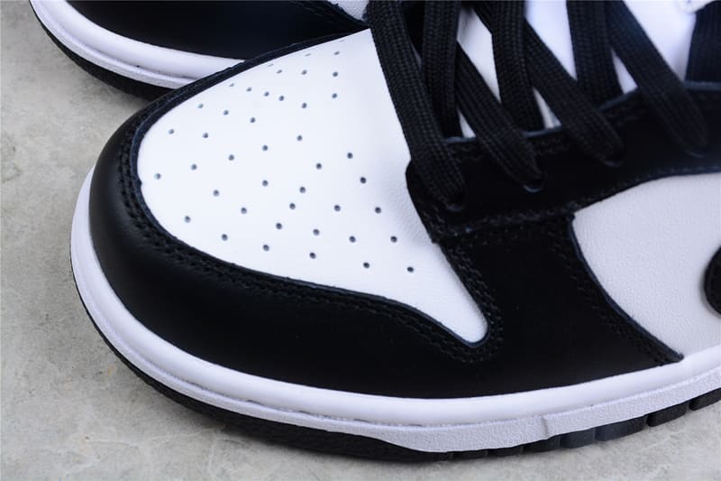 NK Dunk SB Low Retro White Black - MOLINS COMPANY