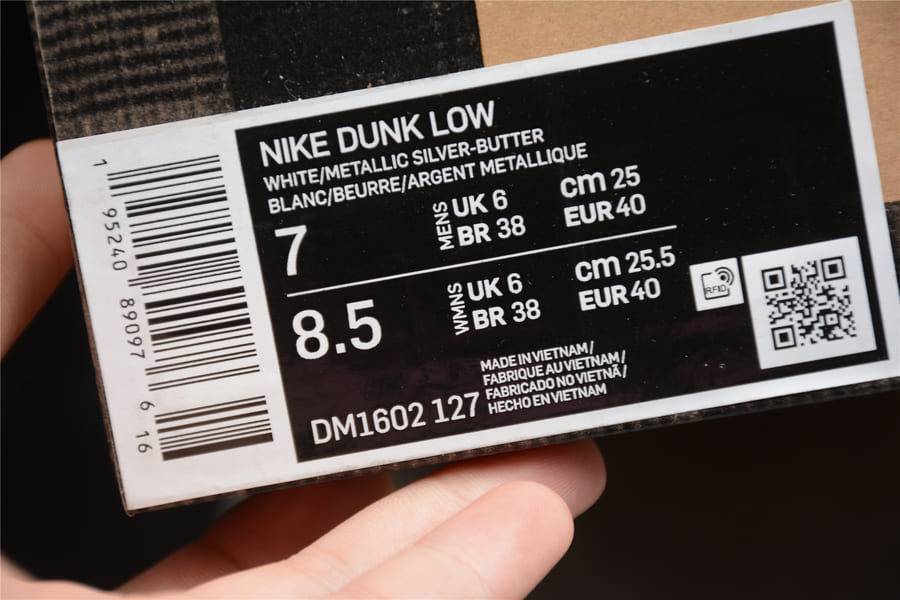 Off-White x NK Dunk Low Lot 01 of 50 - MOLINS COMPANY