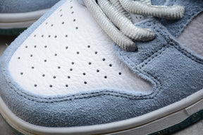 NK SB Dunk Low x Sean Cliver - MOLINS COMPANY