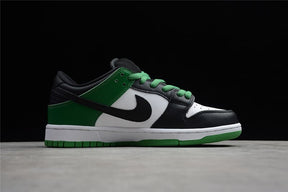 NK SB Dunk Low Pro Classic Green - MOLINS COMPANY