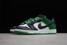 NK SB Dunk Low Pro Classic Green - MOLINS COMPANY