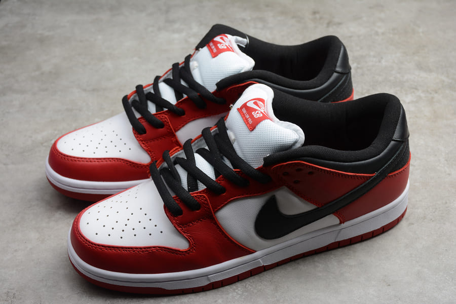 NK SB Dunk Low Chicago - MOLINS COMPANY