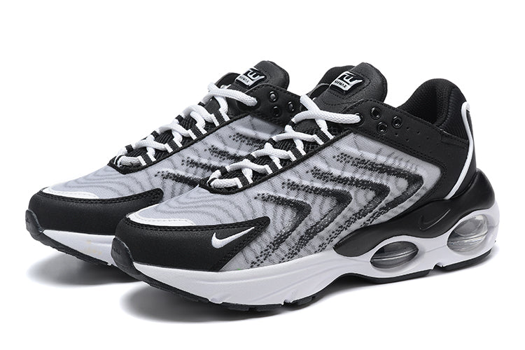 TÊNIS NK AIR MAX TW BLACK WHITE