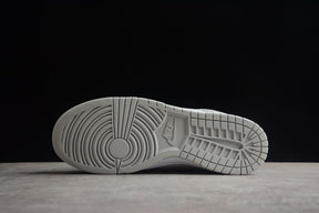 NK Dunk Low Grey Fog - MOLINS COMPANY