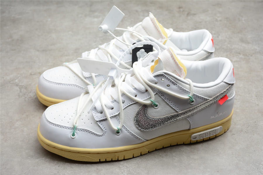 Off-White x NK Dunk Low Lot 01 of 50 - MOLINS COMPANY