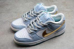 NK SB Dunk Low x Sean Cliver - MOLINS COMPANY