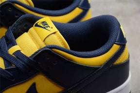 NK SB Dunk Low Michigan - MOLINS COMPANY