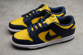 NK SB Dunk Low Michigan - MOLINS COMPANY